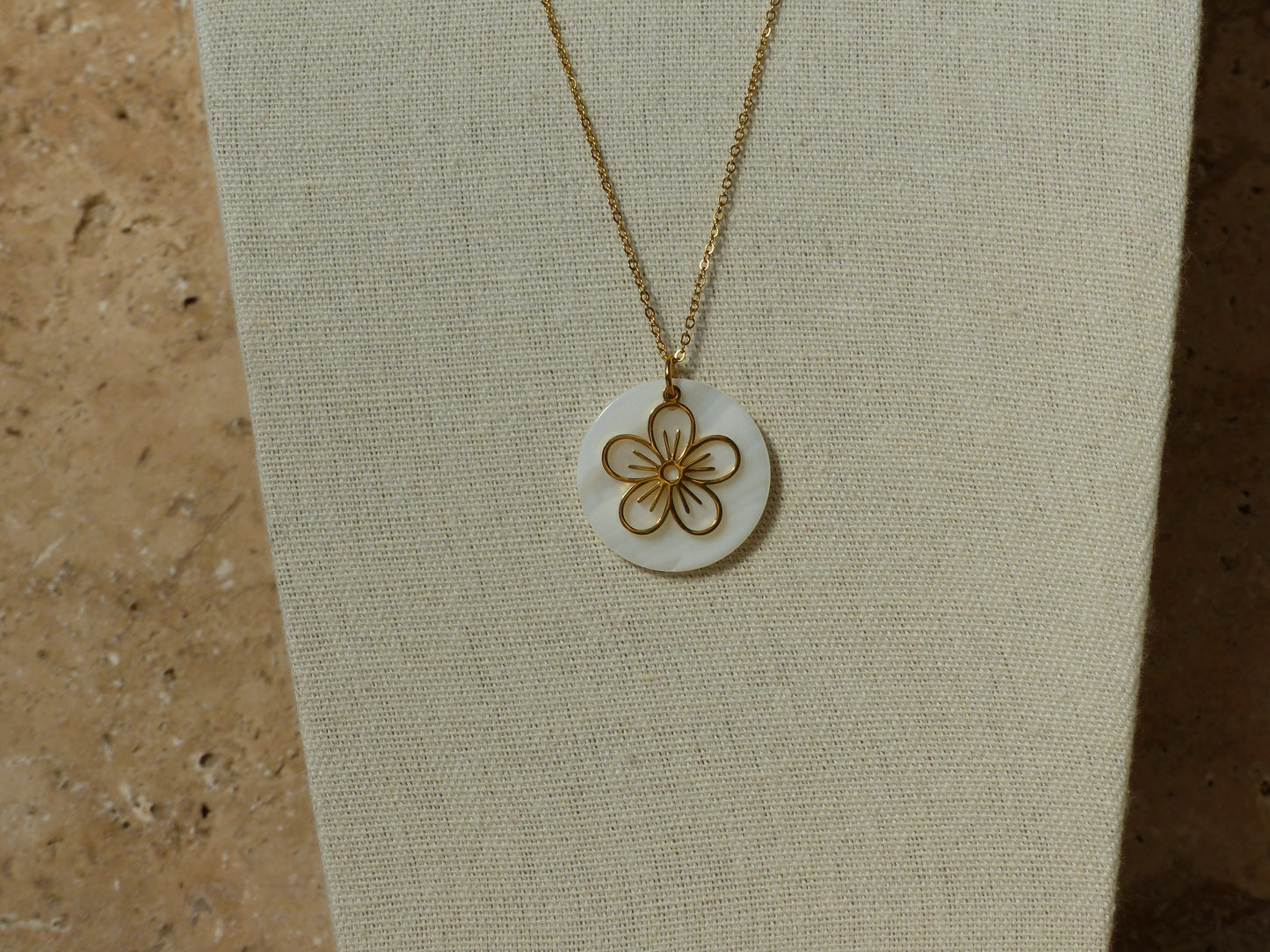 AURORE COLLIER ACIER INOXYDABLENACRE PENDENTIF SPLELEGANTE