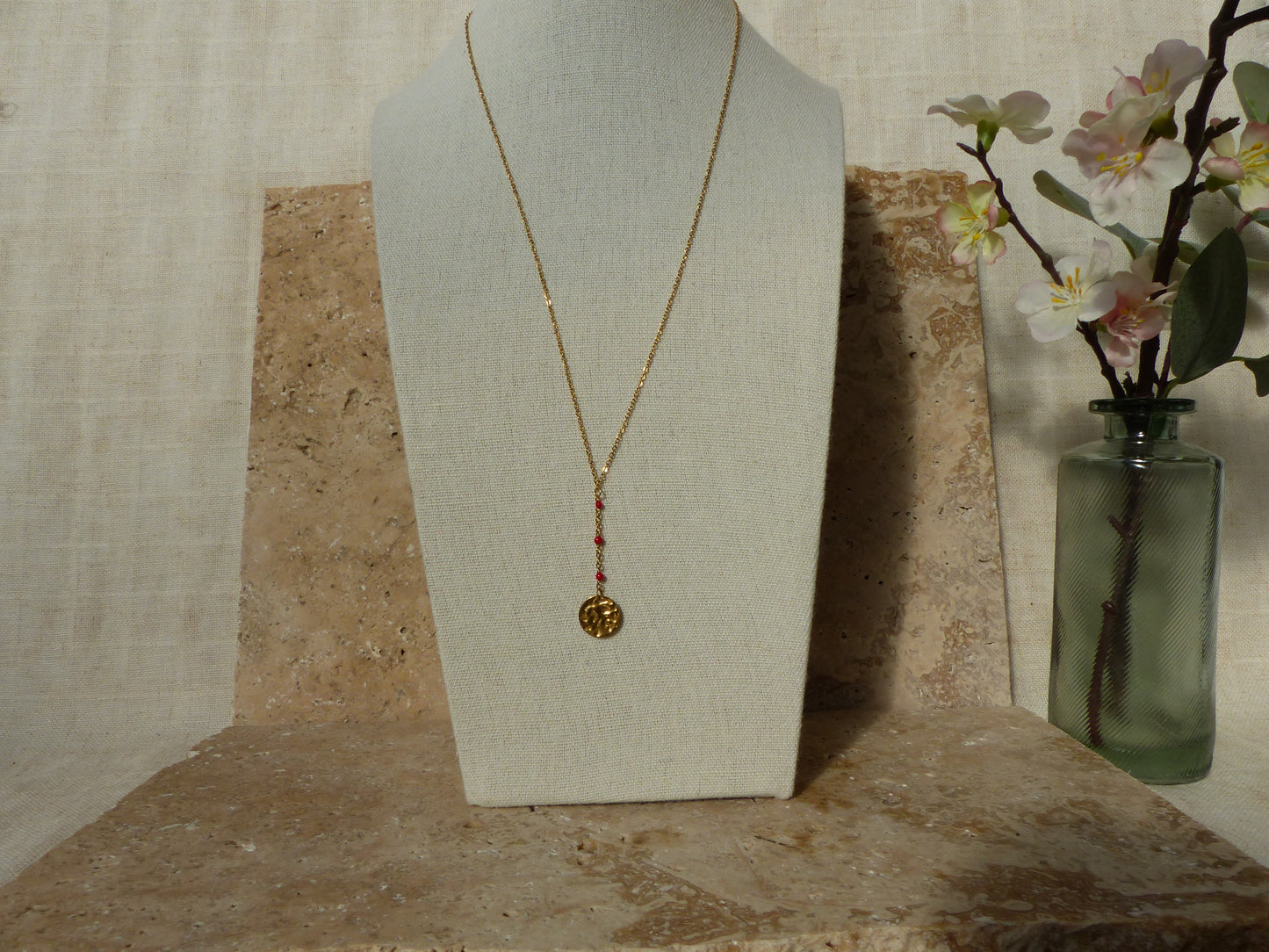 LANA COLLIER ACIER INOXYDABLE ROUGE PENDENTIF SPLELEGANTE