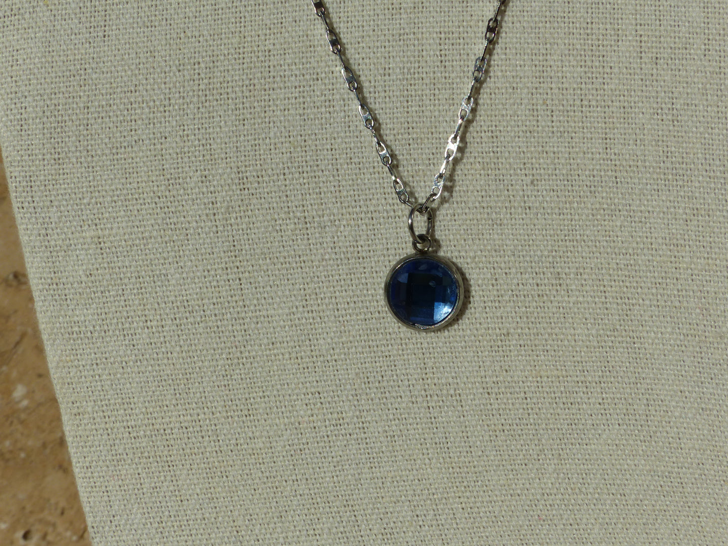 LOU COLLIER ACIER INOXYDABLE CABOCHON BLEU SPLELEGANTE