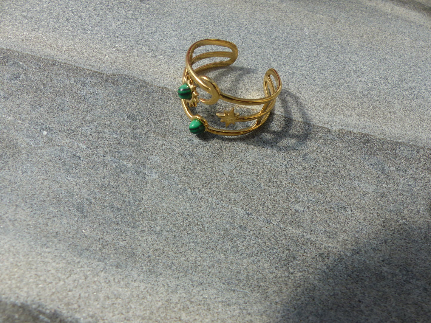 LUNE BAGUE SPLELEGANTE VERTE