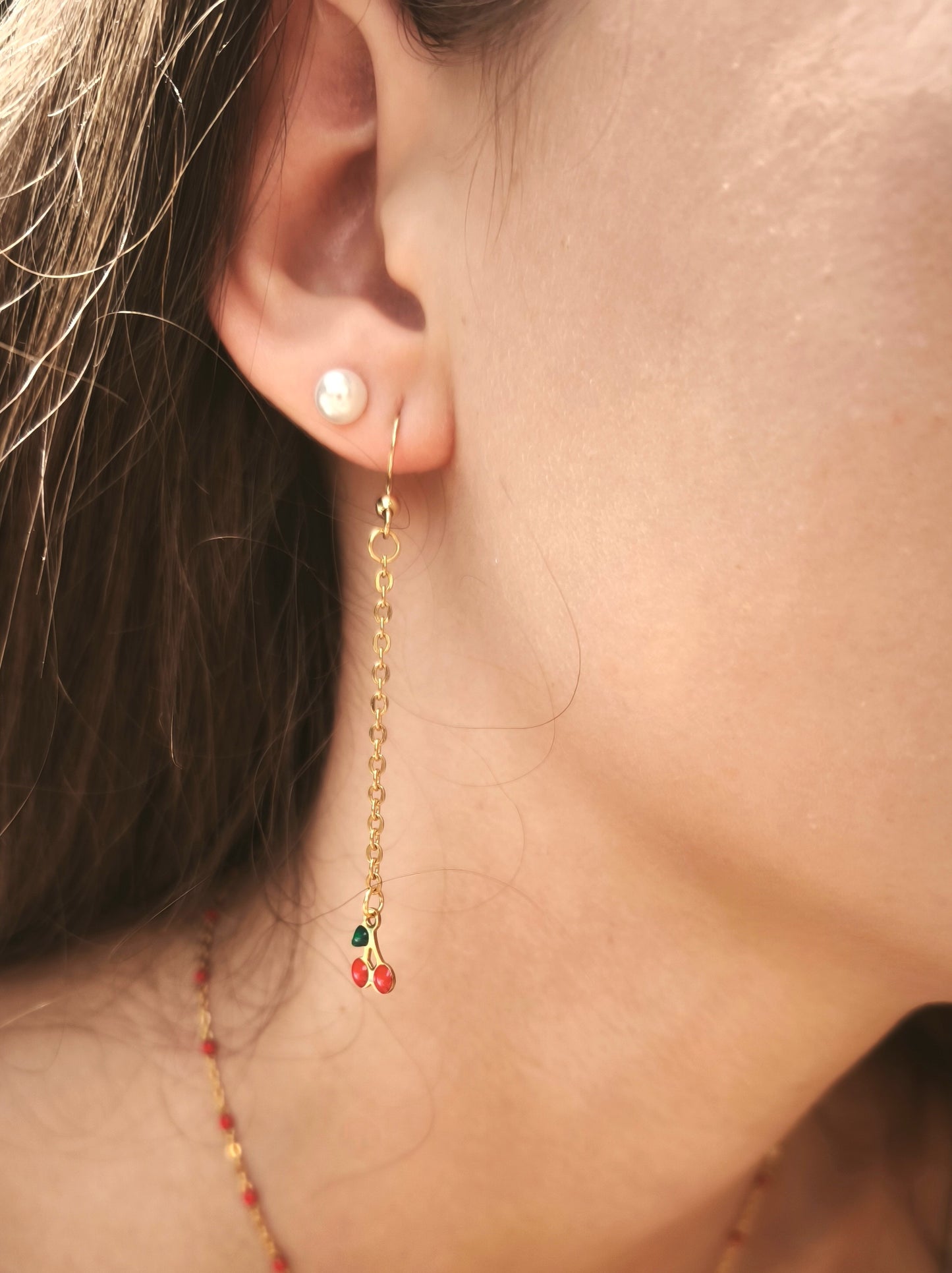 Parure Cerise – Collier, Bracelet de main & Boucles d'oreilles