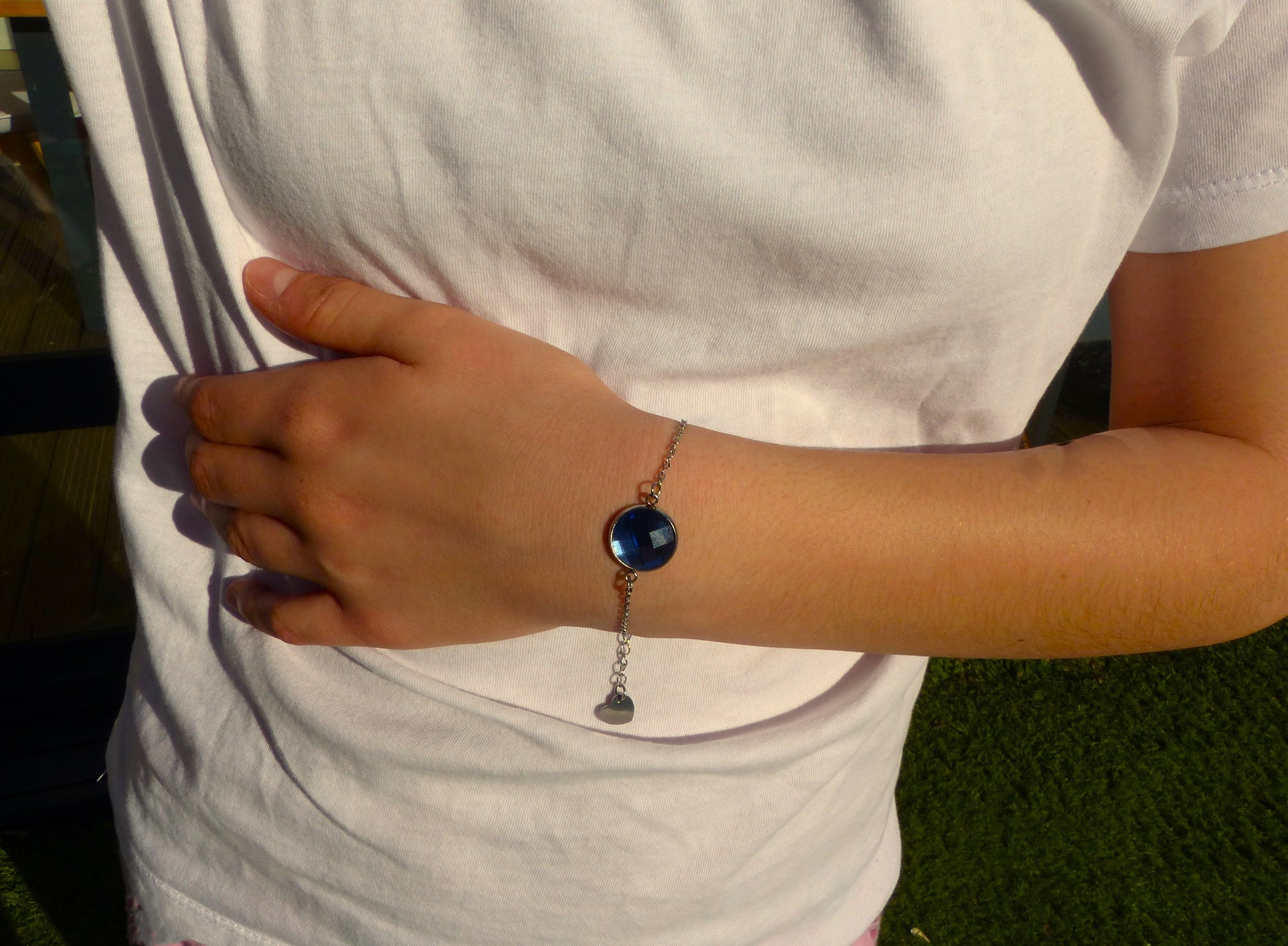 Bracelet en acier inoxydable argenté avec un cabochon de 14mm bleu