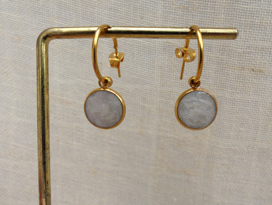 boucles d'oreilles faites à la main en résine blanche nacrée fabriquées à la main par SP LELEGANTE bijoux mariage